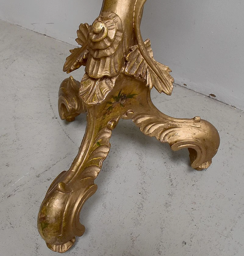 STAND GILTWOOD