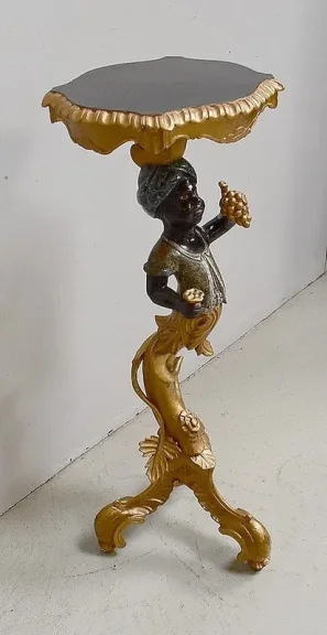 GILTWOOD STAND