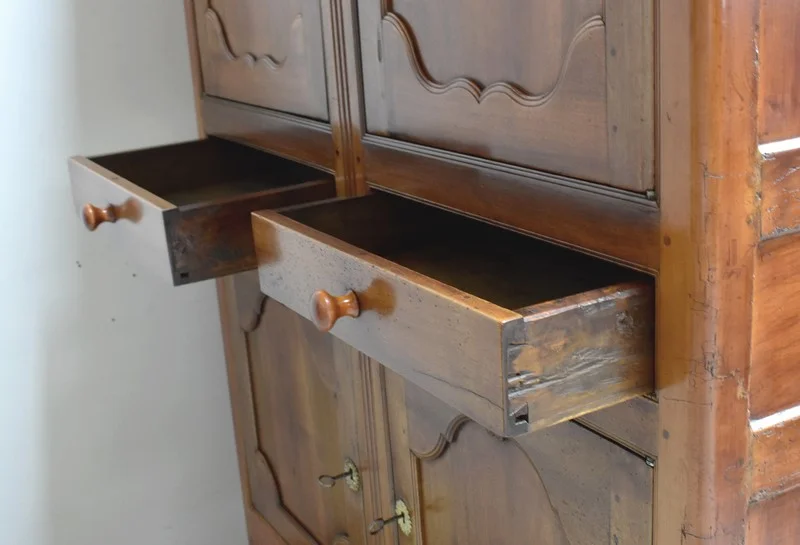 LOUIS XV STYLE BUFFET