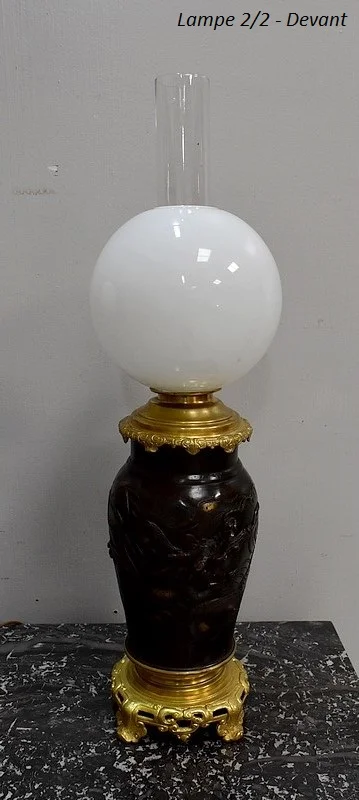 COPPIA DI LAMPADE ASIATICHE