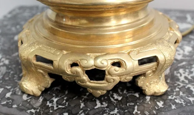 Paire de Lampes Asiatiques à Patine Brune – 1900
