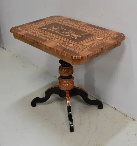 NAPOLEON III PERIOD OCCASIONAL TABLE