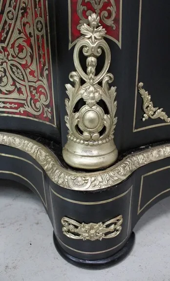 NAPOLEON III-ZEITRAUMSCHRANK