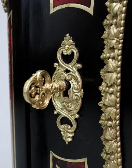 NAPOLEON III-ZEITRAUMSCHRANK