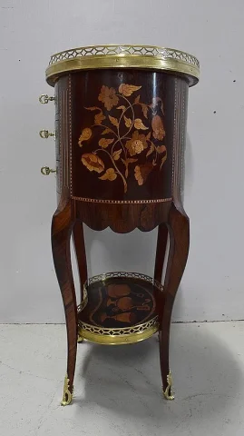 Petite Commode Chiffonnière Marquetée, en Palissandre, style Transition Louis XV / Louis XVI – Milieu XIXe