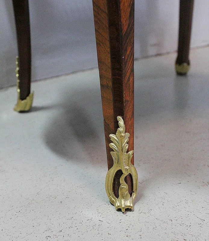 FRENCH CHEST OF DRAWERS