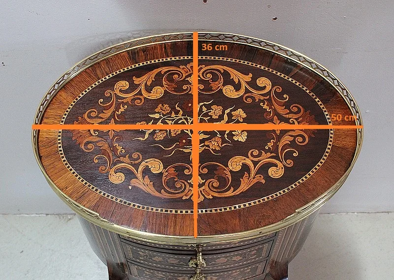 FRENCH CHEST OF DRAWERS