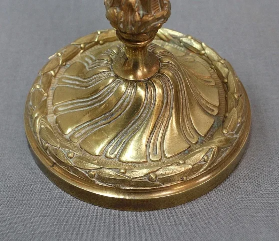 Paire de Flambeaux en Bronze Doré, style Louis XVI – XIXe