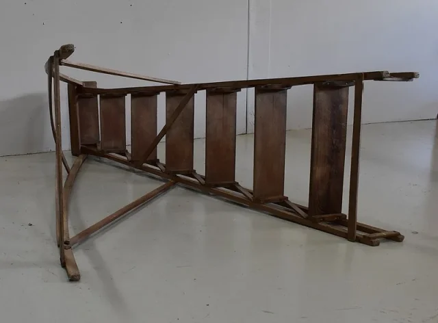 Escabeau de Métier Pliable en Hêtre – 1940