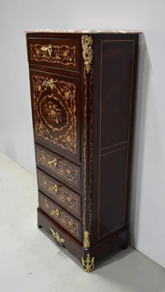 LOUIS-XVI-STIL-GEHEIMNIS
