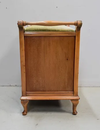 ENGLISH PIANO STOOL