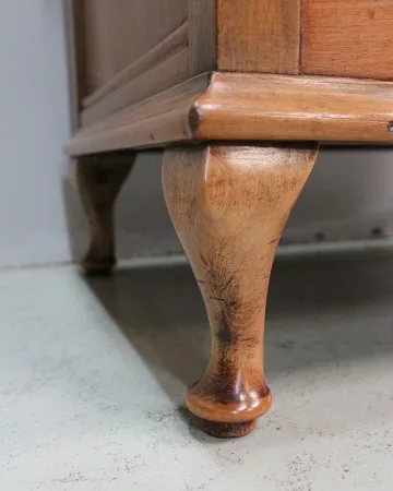 ENGLISH PIANO STOOL