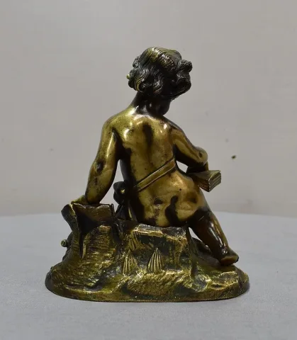ESTATUETA DE BRONCE