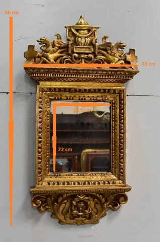 Petit Miroir en bois Doré à Décors d’animaux Ailés – Fin XIXe