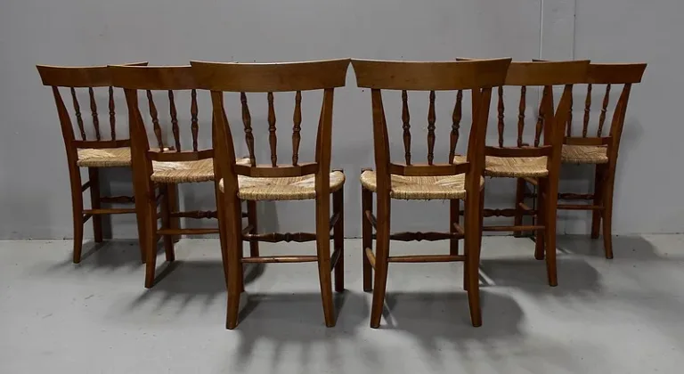 SUITE VON SECHS FRANZÖSISCHEN STÜHLEN