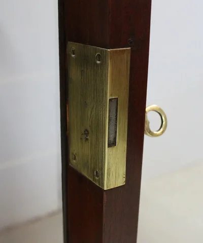 Petite Vitrine en Acajou massif et plaqué, style Louis XVI – Fin XIXe