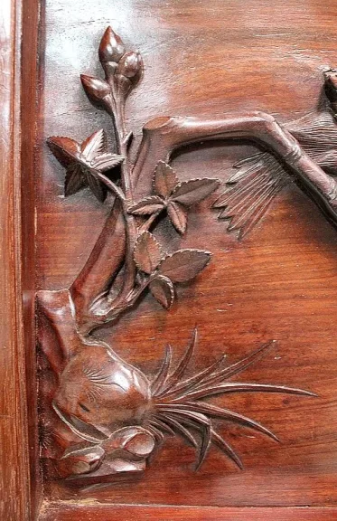 VIETNESISCHER SCHRANK