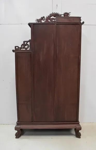 VIETNESISCHER SCHRANK