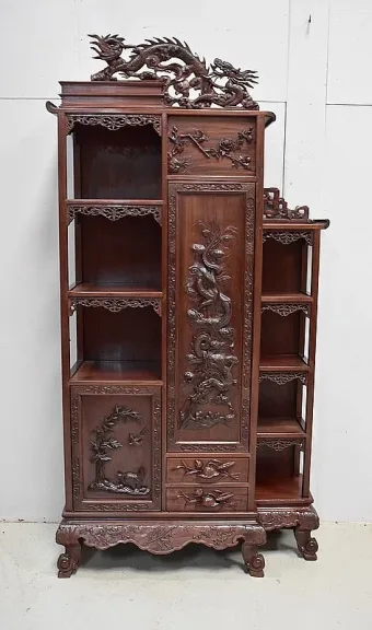 VIETNESISCHER SCHRANK