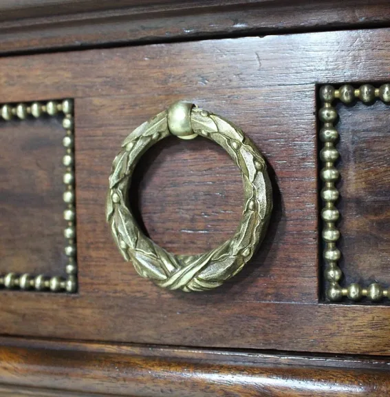 LOUIS XVI STYLE SEITENTABELLE