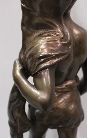 ESTATUA DE BRONCE