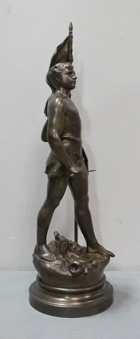ESTATUA DE BRONCE