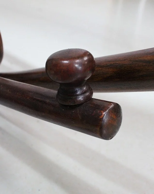 Rocking Chair et son Repose pieds, en Hêtre, esprit « Thonet » – 1900