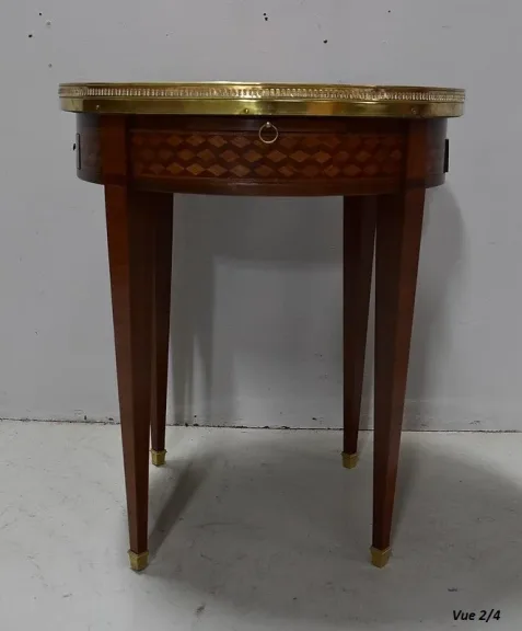 LOUIS XVI. STILTABELLE