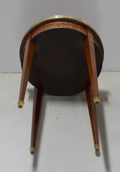 LOUIS XVI. STILTABELLE