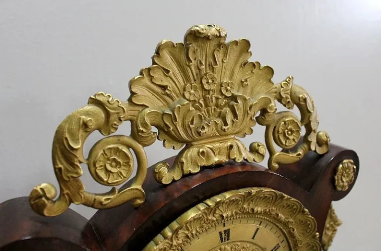 Pendule Lyre en Acajou et Bronze Doré, époque Empire – Début XIXe