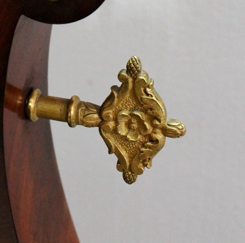 Pendule Lyre en Acajou et Bronze Doré, époque Empire – Début XIXe