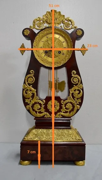 Pendule Lyre en Acajou et Bronze Doré, époque Empire – Début XIXe
