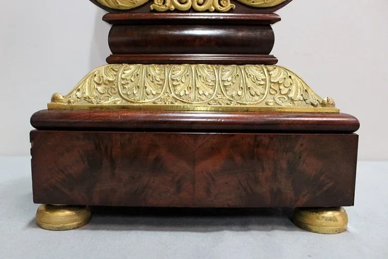 Pendule Lyre en Acajou et Bronze Doré, époque Empire – Début XIXe