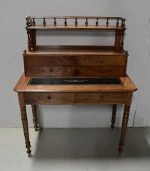 LOUIS PHILIPPE-ZEITRAUM-SCHREIBTISCH