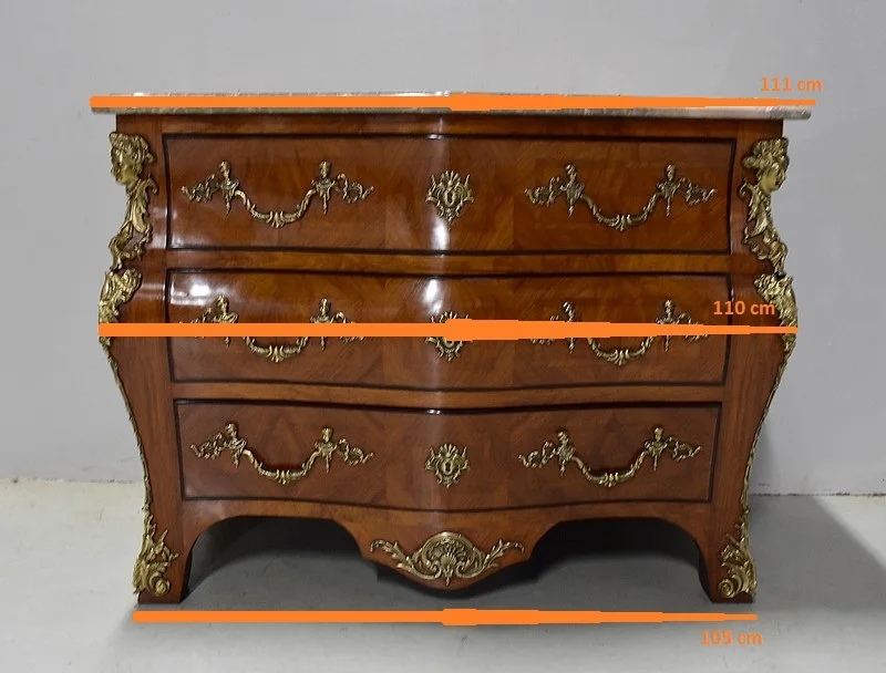 Commode Tombeau en Acajou Blond, style Régence – Milieu XXe