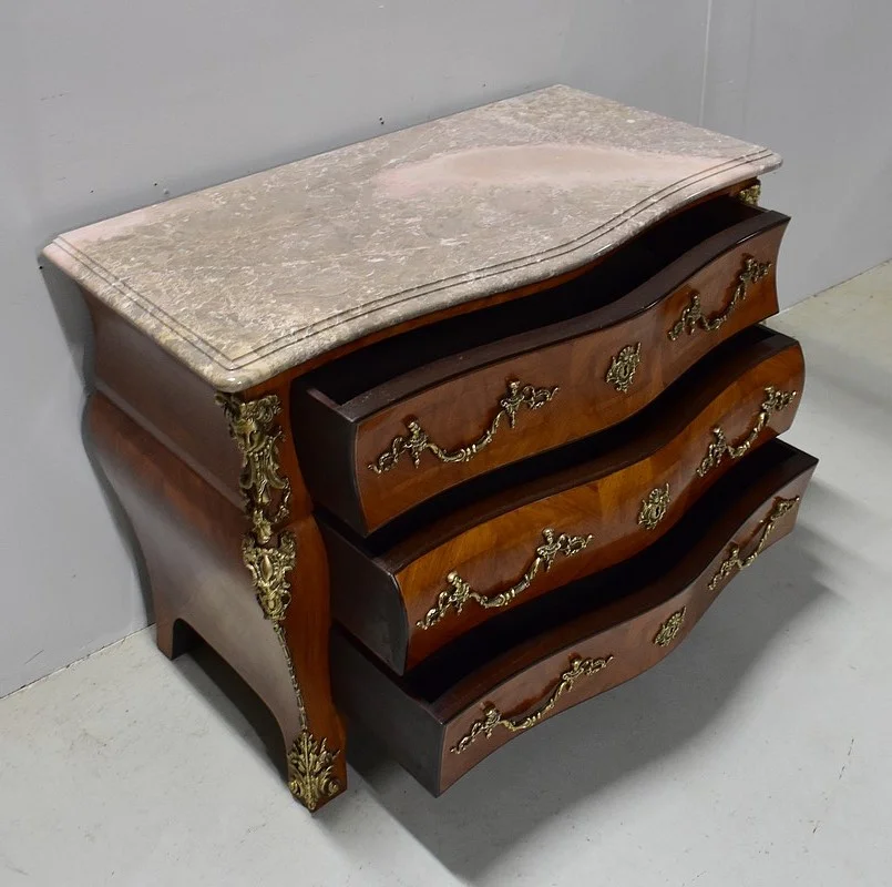 Commode Tombeau en Acajou Blond, style Régence – Milieu XXe
