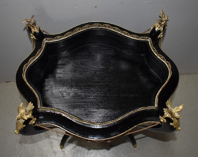 Jardinière en Placage de Ronce de Thuya et bois noirci, époque Napoléon III – XIXe