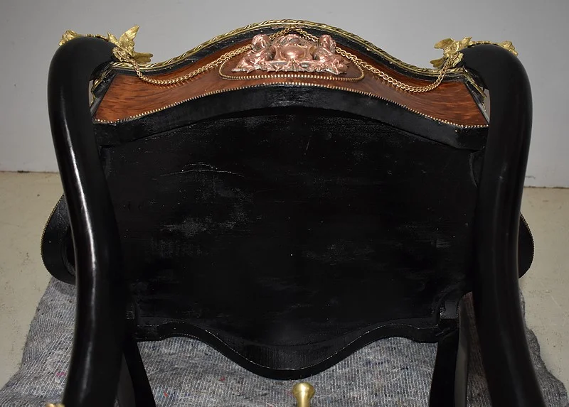 Jardinière en Placage de Ronce de Thuya et bois noirci, époque Napoléon III – XIXe