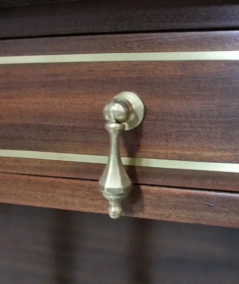 LOUIS-XVI-STIL-SCHRANK