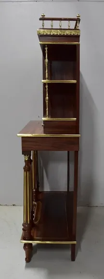 LOUIS-XVI-STIL-SCHRANK