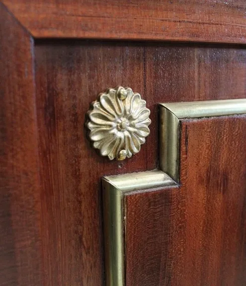 LOUIS-XVI-STIL-SCHRANK