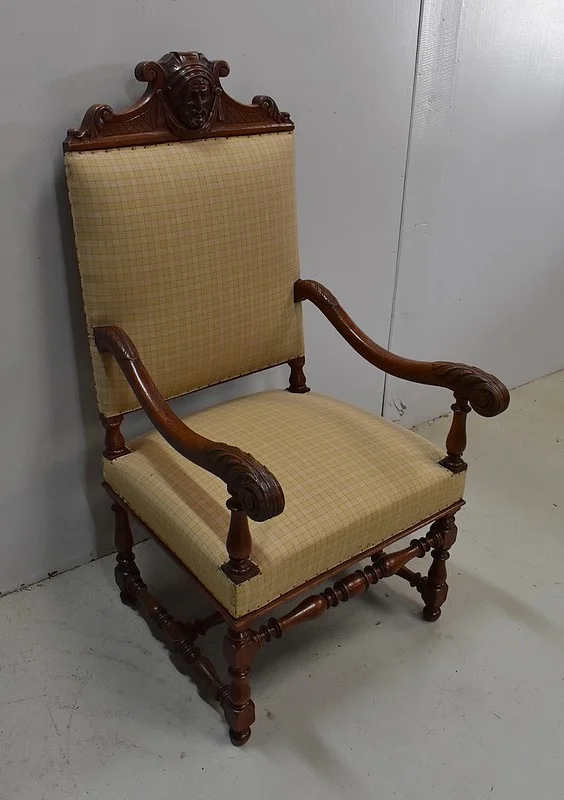 PAIR OF LOUIS XIII STYLE ARMCHAIRS