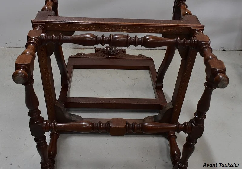 PAIR OF LOUIS XIII STYLE ARMCHAIRS