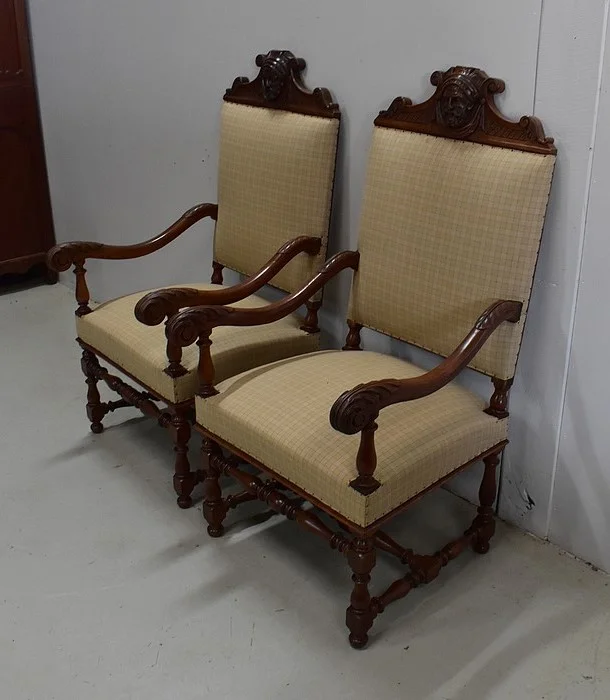 PAIR OF LOUIS XIII STYLE ARMCHAIRS