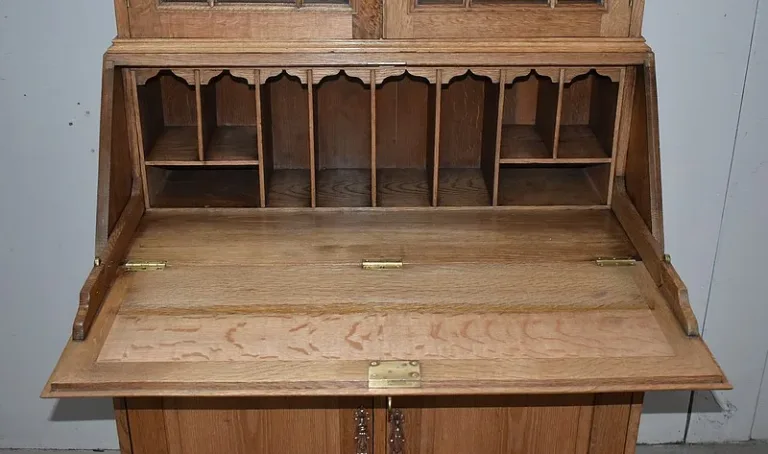 ENGELSE BUREAU BOEKENKAST