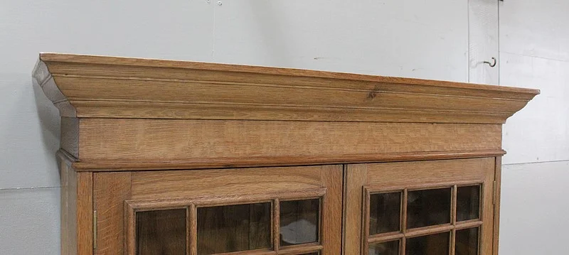 ENGLISH BUREAU BOOKCASE