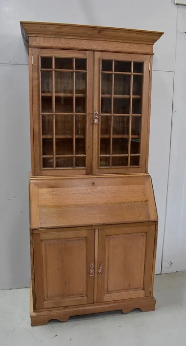 ENGLISH BUREAU BOOKCASE