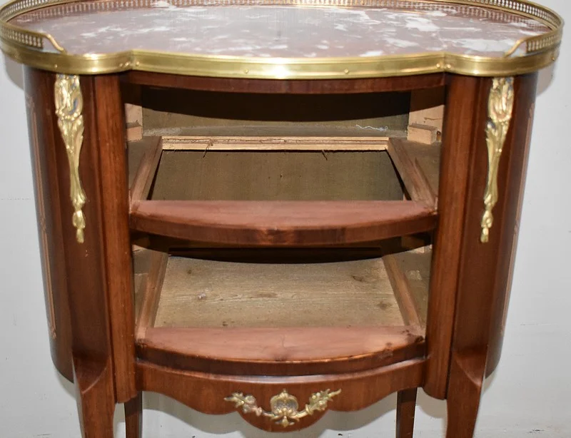 FRENCH TRANSITION STYLE CHEST OF DRAWERS