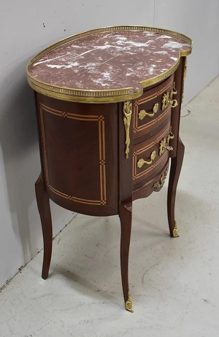 FRENCH TRANSITION STYLE CHEST OF DRAWERS