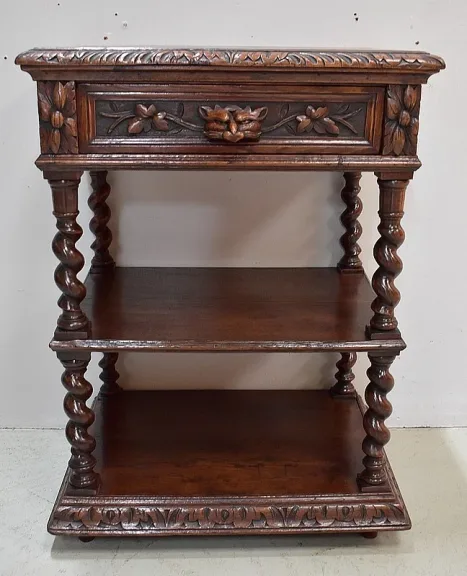 LOUIS XIII STIL SEITENTISCH
